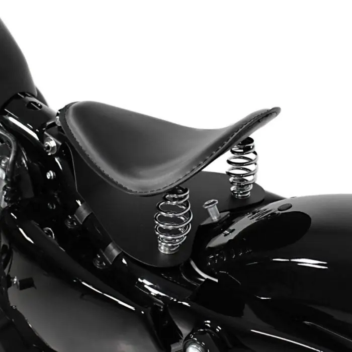Express Levering Motorfiets Solo Bobber Zadel Craftride met base plate in zwart
